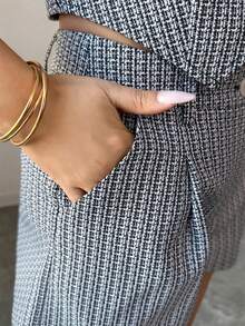 EMERY ROSE 女士休闲V领无袖上衣和短裤两件套 - 黑與白 - 查看 5