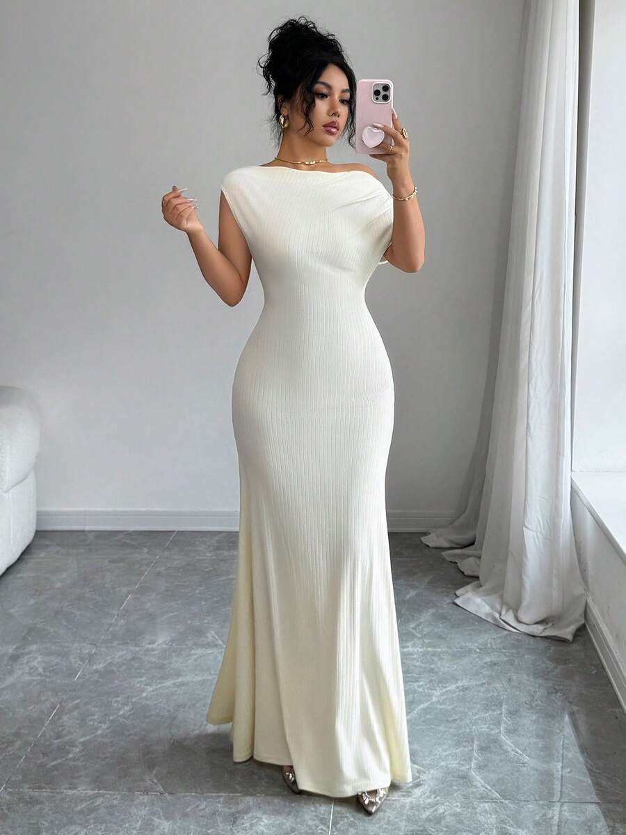 Rafferiza Women's Elegant Elegant Simple Solid Color Asymmetrical Neckline Fishtail Hem Slim Fit Dress, Summer - Apricot - View 1