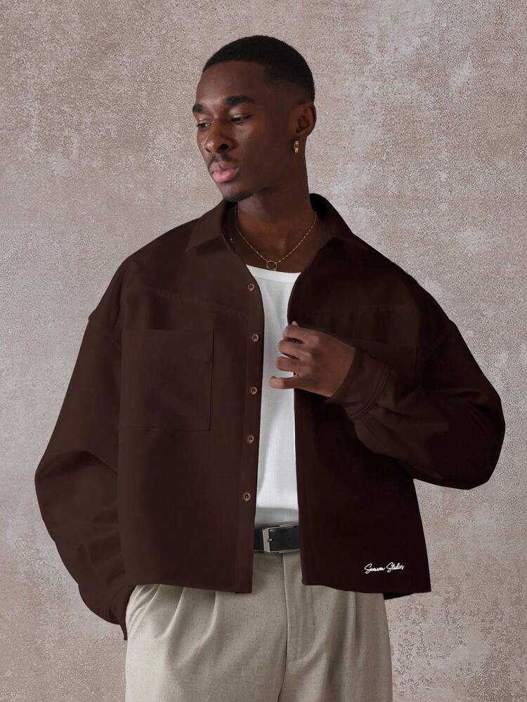 Camicia oversize a maniche lunghe con bottoni sul davanti, vestibilità corta, tasche sul petto, vestibilità rilassata, stile casual da lavoro