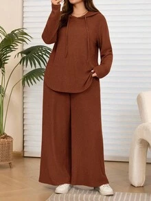 Rosumi 2件組大尺碼女款休閒連帽衛衣上衣與口袋長褲套裝，2件組大尺碼女款秋季休閒純色紅棕色連帽衛衣與口袋長褲套裝，秋冬季，大尺碼冬季服飾，保守兩件套裝，舒適兩件套裝，女款保守套裝，寬腿褲套裝，舒適透氣，外出穿搭，2026新款服飾，簡約時尚日常穿著，早春，棕色女款兩件套裝，女款居家休閒套裝，2件組女款居家休閒套裝，女款度假穿搭，女款假期穿搭，女款春季穿搭，情人節，女款情人節穿搭 - 鏽棕色 - 查看 6