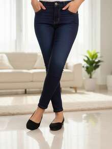 Elegantes flats de moda para mujer, diseñados para brindar comodidad y un toque femenino. Su detalle de moño en la parte trasera añade originalidad y sofisticación, mientras que el corte lateral proporciona frescura y modernidad a tu outfit. El material suave y ligero ofrece confort durante todo el día, convirtiéndolos en la opción perfecta para cualquier ocasión, ya sea en el trabajo, una salida casual. Combínalos fácilmente con jeans, vestidos o faldas para lograr looks versátiles y chic. - Negro - Ver 4