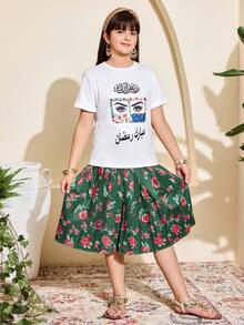 SHEIN 2pcs/Set Girls' Traditional Arabic Clothing, Floral Print Decor White Short Sleeve T-Shirt (Featuring Floral Pattern + Intricate Eye Design) + Vintage Dark Green Floral Pleated Skirt Set - Multicolor - View 7