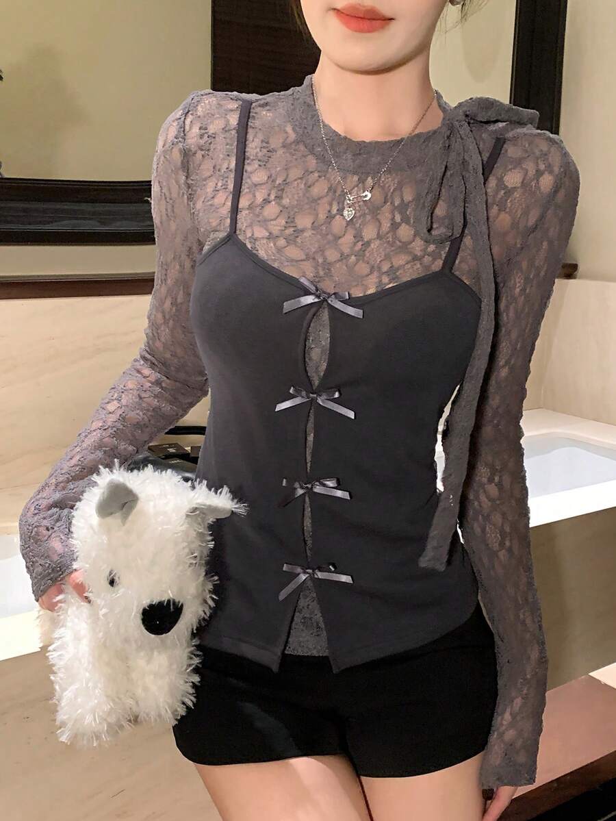 DAZY 蕾丝拼接蝴蝶结装饰二合一女式T恤 - 灰色 - 查看 1