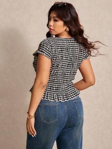 Elaquor Plus Size Summer Casual Plaid Slim Fit Shirt - Black and White - View 2