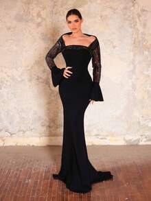 Aureia Elegante y lujoso vestido de noche maxi con hombros caídos, mangas acampanadas, cuello asimétrico y bajo de cola de pez, con bordado de cuentas negras y parches de punto - Negro - Ver 4