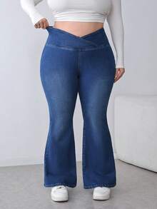 SHEIN PETITE CURVE 秋冬季加大码女式不对称腰身休闲百搭舒适高弹针织蓝色水洗喇叭牛仔裤 - 深色水洗藍 - 查看 4