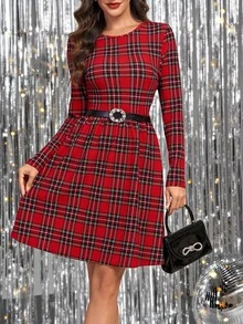 Ellevyn 女式圆领长袖红黑格子印花收腰弹力针织优雅日常及节日连衣裙，秋冬 - 彩色 - 查看 3