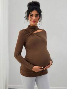 Momance Maternity Solid Color Long Sleeve T-Shirt With Asymmetrical Twist Hollow Design - Brown - View 3