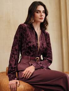 Anewsta 柔软舒适的酒红色丝绒镂空宽松休闲女式衬衫，法式浪漫风格 - 酒紅色 - 查看 4