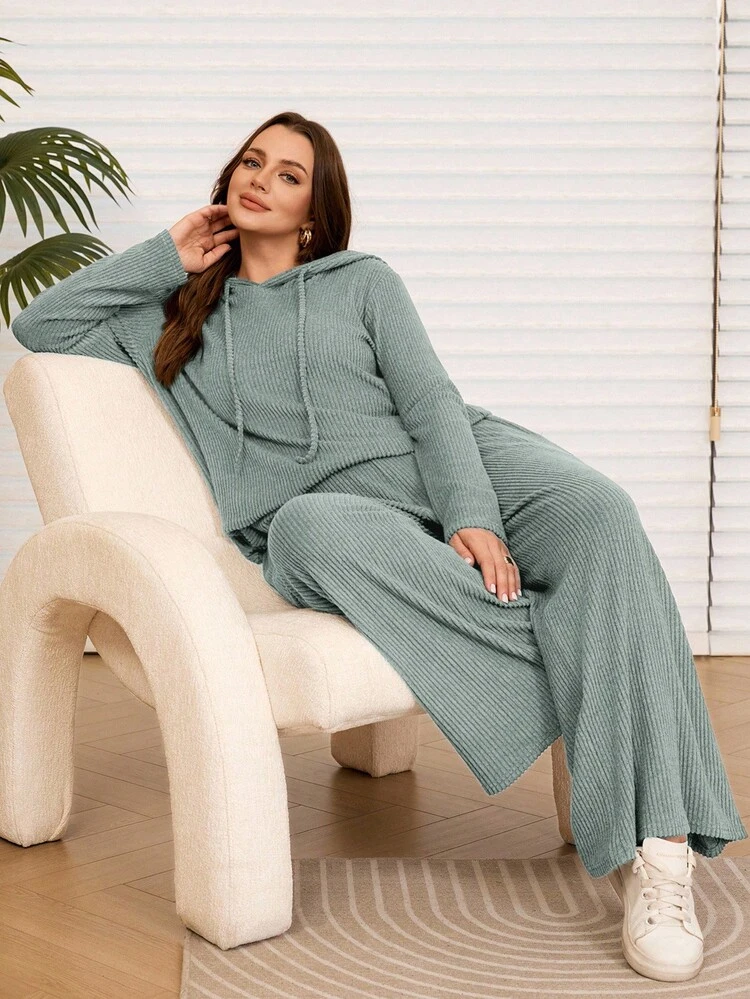 2 piezas Conjunto de sudadera con capucha y pantalones casuales de talla grande en gris oscuro con bolsillos, para otoño/invierno