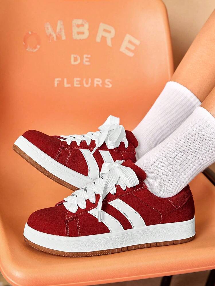 CUCCOO EASI Women's Solid Color Lace-Up Front Casual Sports Shoes For New Year Holiday Vibe Fall And Winter Tainers For Christmas