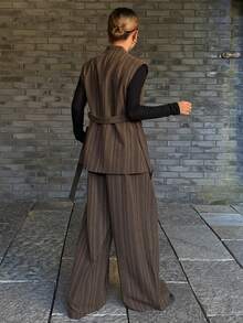 DAZY 女士V领无袖开襟条纹腰带装饰修身背心和直筒裤休闲两件套 - 棕色 - 查看 5