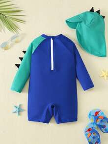 SHEIN Bubblio Bộ 2 món đồ bơi dài tay họa tiết khủng long và cá sấu dễ thương cho bé trai và bé gái đi nghỉ mát thường ngày kèm mũ chống nắng, thích hợp cho mùa xuân, mùa hè, mùa thu, mùa đông khi bơi lội, lướt sóng, chống nắng, đi nghỉ, đi biển, suối nước nóng - Màu xanh hải quân - Xem 3