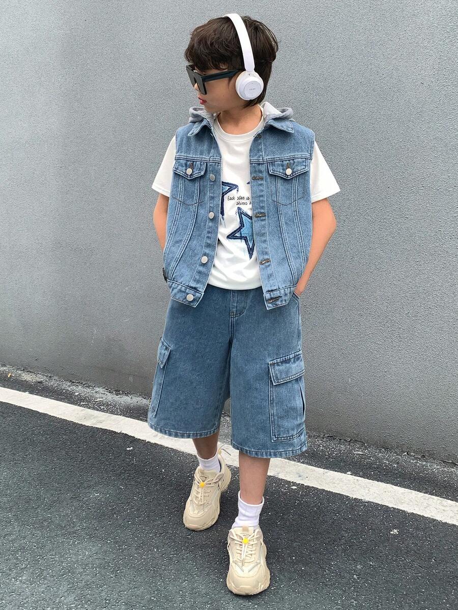 SHEIN 两件套青少年男童时尚休闲Y2K复古酷炫街头基础款简约舒适蓝色牛仔针织连帽无袖背心和舒适宽松牛仔短裤两件套,适合青少年男童日常穿着,也适合儿童春夏派对、节日和街头服饰。 - 藍色 - 查看 1