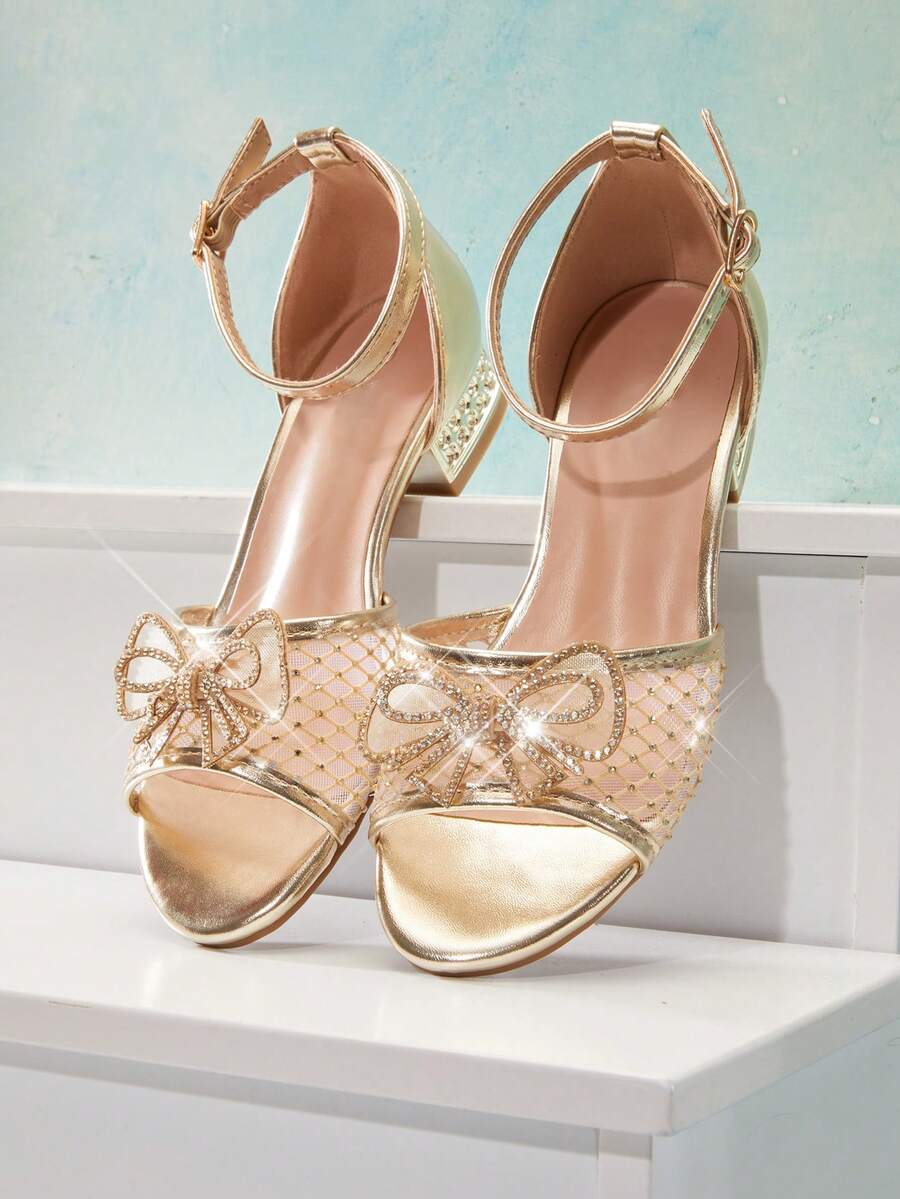 Mini mi 女童踝带低跟水晶吹风水钻蝴蝶结网眼金属金色连衣裙凉鞋 – 闪亮水晶鞋跟，优雅舒适。 - 金色 - 查看 1