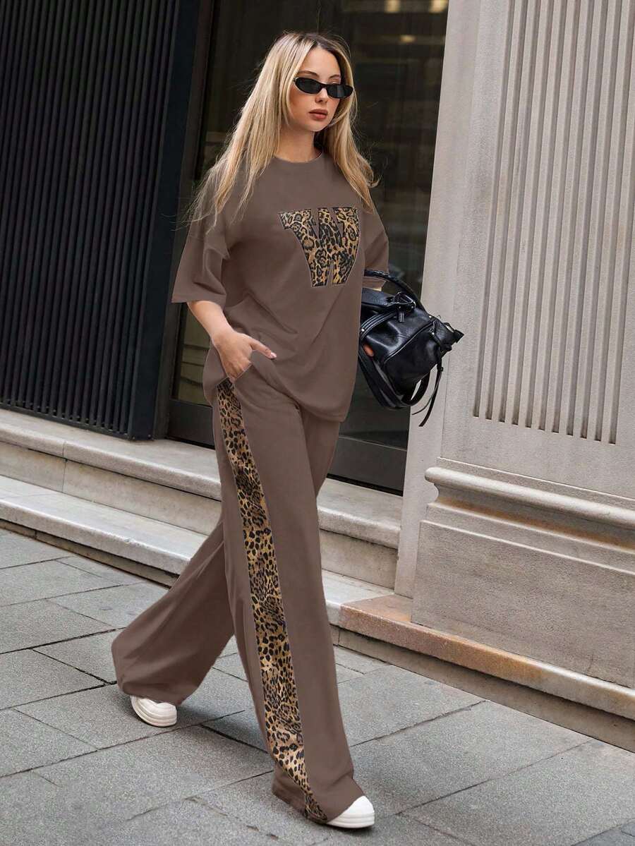 Plus Size Solid Color Leopard Patch Detailed Short Sleeve Drop Shoulder Top T-Shirt And Side Leopard Panel Detailed Wide Leg Sweatpants 2piece Outfits Co Ords Weekend Outfit Relax Comfy Leisure