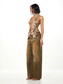 SUMWON WOMEN Top con cuello de halter, estampado de serpiente, con detalles de anillo metálico y diseño recortado - Multicolor - Ver 4