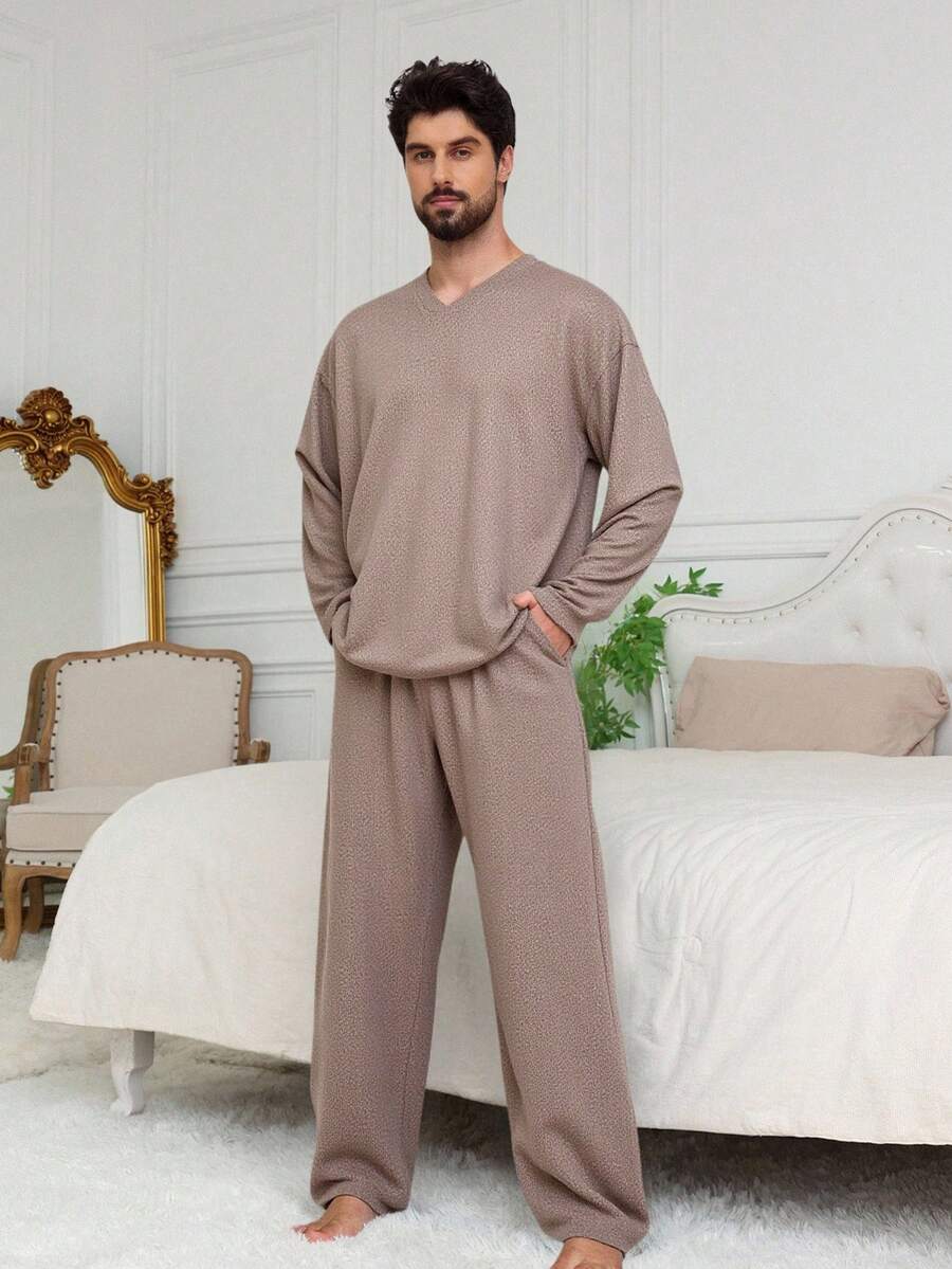 DAZY Men's V-Neck T-Shirt And Elastic Waist Pants Casual Loungewear Set, Brown, Spring/Autumn