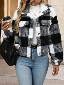 Editum Women's Plaid Reversible Fleece Jacket With Collar In Fall/Winter - Black and White - View 5