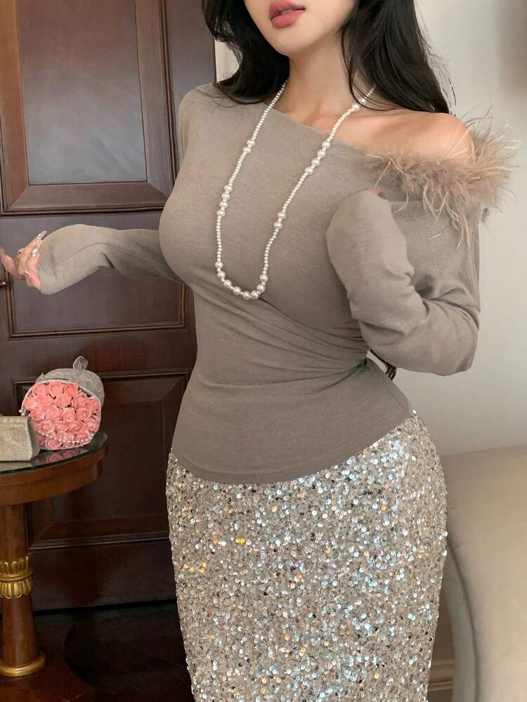 Women's Off-Shoulder Fluffy Decor Fashion Versatile Commuting Party Long Sleeve T-Shirt