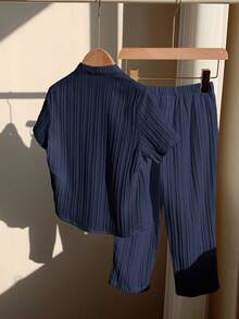 SHEIN 2pcs/Set Baby Boy/Girl Comfortable Casual Daily Textured Fabric White Short Sleeve Shirt And Pants Set, Suitable For Indoor, Outdoor, Daily, Sports, Play, Party, Photo Shoot, Holiday, Festival In Spring/Summer - Navy Blue - View 2