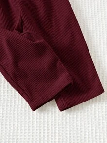 Cozy Pixies 2 st. set med mjuk stickad tröja för babypojke med tecknad björnmönster och långärmad tröja och byxor i resår i midjan