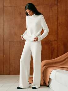 MOTF PREMIUM SET SWEATER LEHER TINGGI POLOS & CELANA RAJUT LEBAR, MUSIM GUGUR/DINGIN - Putih - View 6