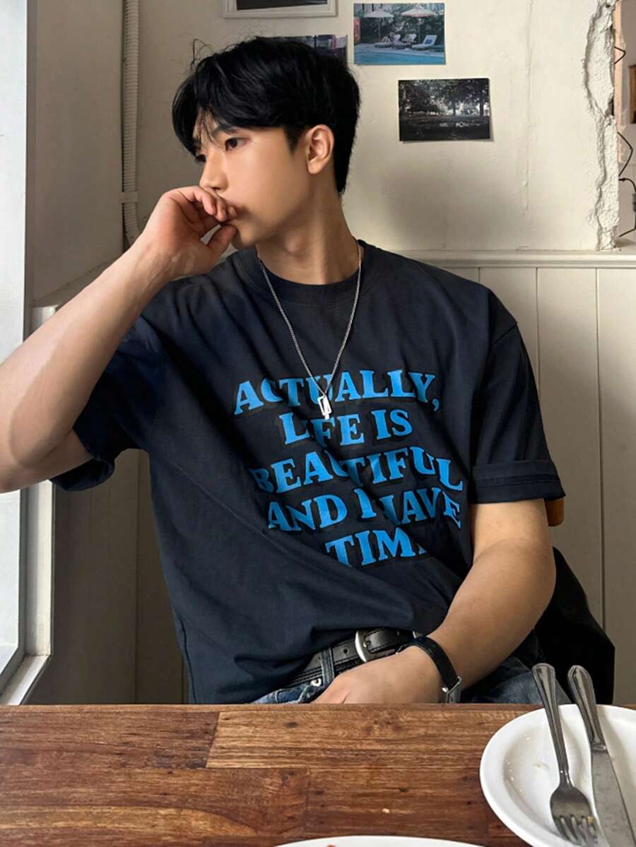 DAZY Camiseta de tela negra con estampado de letra azul de unicolor para hombre, verano - Azul - Ver 1