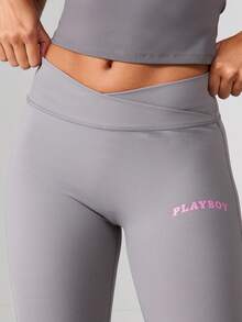 Missguided x Playboy 女士高腰运动紧身裤，臀部褶皱设计，饰有品牌标志印花 - 适合瑜伽健身运动 - 灰色 - 查看 6