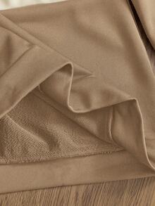 HIMLAND 男士字母图案圆领长袖休闲宽松针织卫衣，大地色系棕色套头衫 - 彩色 - 查看 4