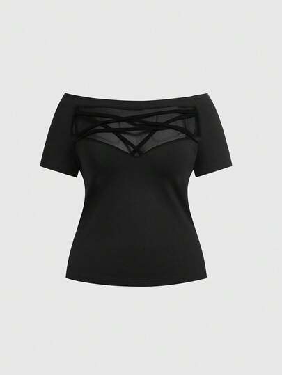 T-shirt noir à manches courtes ajusté avec col orné d'un pentagramme gothique, grande taille