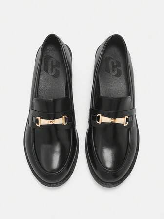 CUCCOO CURVES 女士百搭时尚宽楦平底鞋，适合日常穿着