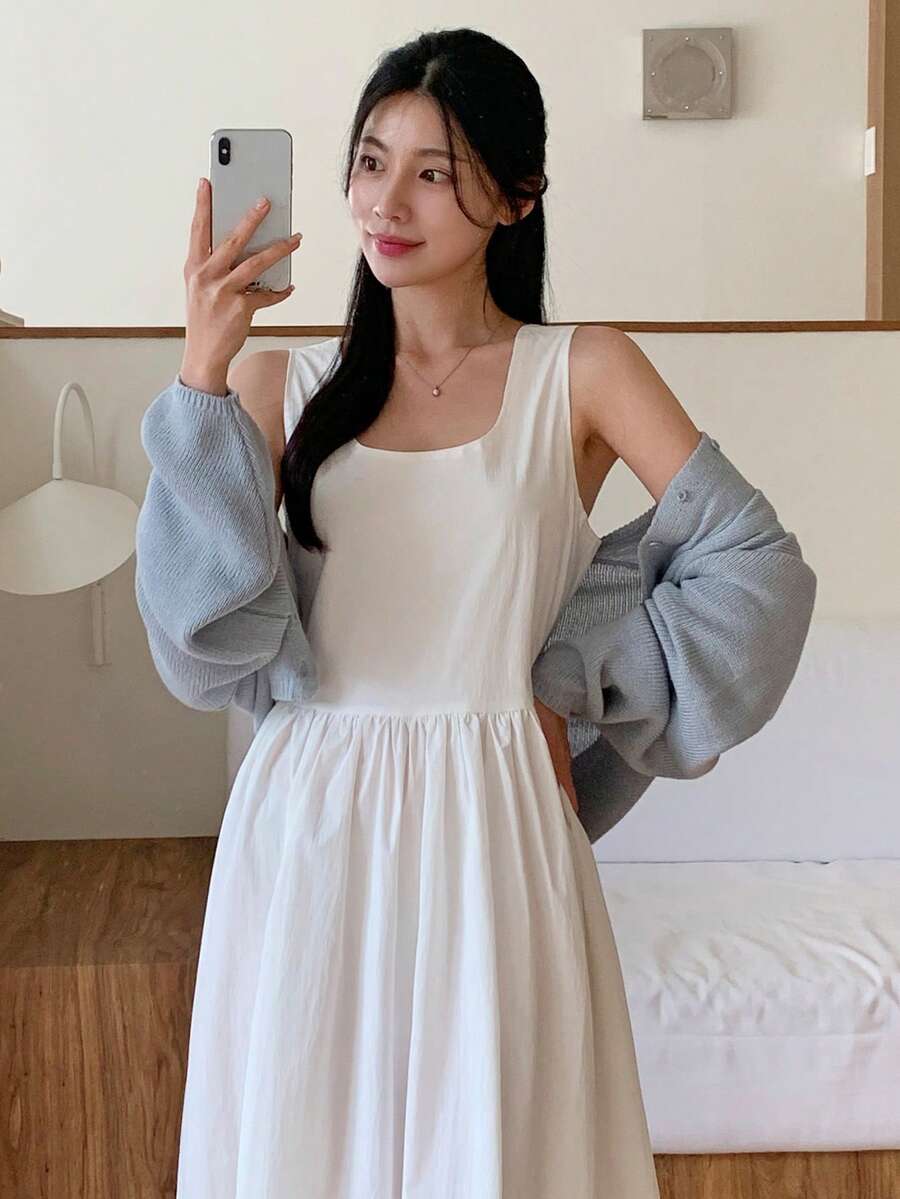 DAZY Đầm midi nữ màu trơn cổ vuông xếp ly có túi, kiểu dáng thường ngày, không tay. - trắng - Xem 1