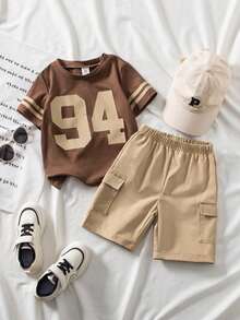 SHEIN Genkimix Kids 两件套幼儿男童字母94印花T恤和卡其色工装短裤套装，复古休闲装