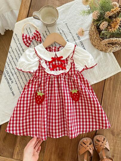 SHEIN Buy One Get One Free With 2-Pack Baby Girl Fit Headbands, Cute Summer Red And White Plaid Strawberry Pattern Ruffle Short-Sleeved Doll Collar Dress Headband, Comfortable And Casual Versatile Fashion For Everyday Use, Suitable For Birthday Parties, Evening Parties, Performances, Weddings, Baptisms, Opening Ceremonies, Indoor And Outdoor, Daily Use, Sports, Play, Parties, Photo Shoots, Vacations, Festivals, Suitable For Spring, Summer And Autumn