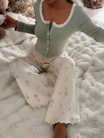 SHEIN Damen Strick Spitzenbesatz Karree-Ausschnitt Cardigan & Blumen Muster Hose Pyjama Set, Langarm