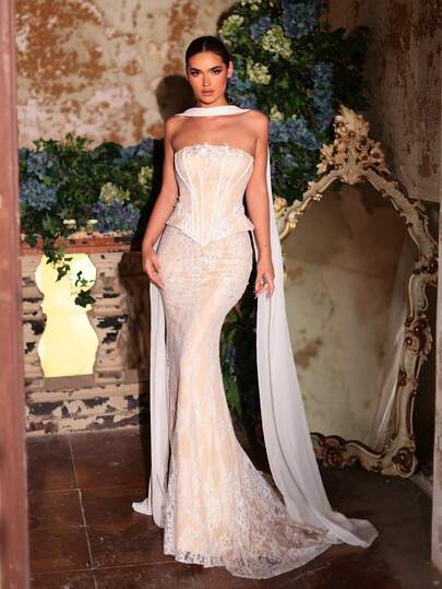 Glamrae Elegant White Romantic Lace Bandeau, Boned Shaping Applique, 3D Waist, Fishtail (Detachable Halter Flounce), Suitable For All Formal Occasions, Weddings, Bridal Gown