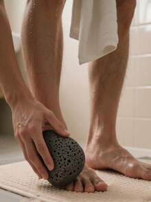 1块天然火山浮石，椭圆形磨脚石，用于去除脚后跟干裂和老茧的死皮。 - 磨腳石 - 查看 7