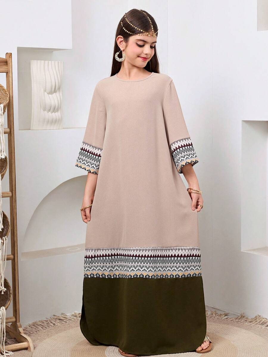 SHEIN Tween Girl New Casual Minimalist Resort Color Block Robe, Girls Long Robe. Traditional Arabic Clothing, Kaftan, Jalabiya, Abaya Long Robe Ramadan, Sister Matching, Mother-Daughter Matching Ramadan Dresses, Eid Dress, Abaya Jalabiya Lace Soft Robe, Lightweight Comfortable Robe - Multicolor - View 1