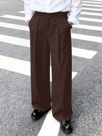 Manfinity Hypemode بنطلون كاجوال للرجال بلون أحادي مع جيوب وطيات، بطراز أمريكي شاب