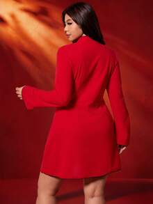 Vionelle Vestido de Festa Novo de Outono/Inverno para Mulheres Plus Size, Vestido Curto Evasê com Cintura Recortada em Bloco de Cores, Vestido de Manga Longa, Vestido de Gola Alta, Vestido Elegante e Romântico, Vestido de Ano Novo - Vermelho - Visão 2
