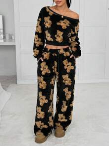 CovetEZ Women's Autumn/Winter New Cartoon Bear Pattern Fleece Oblique Shoulder Hoodie And Pants 2 Pieces Set - Black - View 3