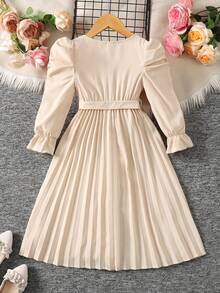 SHEIN Serisse Kids 女童休闲泡泡袖长袖荷叶边V领褶皱长连衣裙，小女孩春季长袖连衣裙 - 杏色 - 查看 2