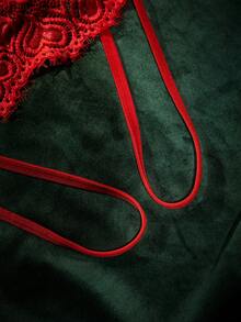 SpicyHot Valentine's Day Women's Intimate Extremely Sexy Red Romantic Alluring Lace Contrast Mesh Trim Lingerie Set + Hollow Out Panties, 2pcs - Red - View 3