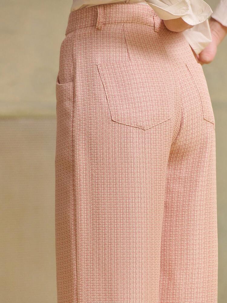 Calça Pantalona Vintage Rosa Tweed com Silhueta Elegante e Modelada, Calça Elegante de Escritório para Mulheres, Calça Plissada