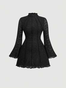 SHEIN MOD 大码女式白色撞色缝线喇叭袖短款连衣裙 - 黑色 - 查看 1
