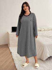 Dazy Plus Plus Size Women Loose Long Nightgown With Colorblock Striped Design, Comfortable Sleepwear For Spring And Autumn - Dark Grey - View 3