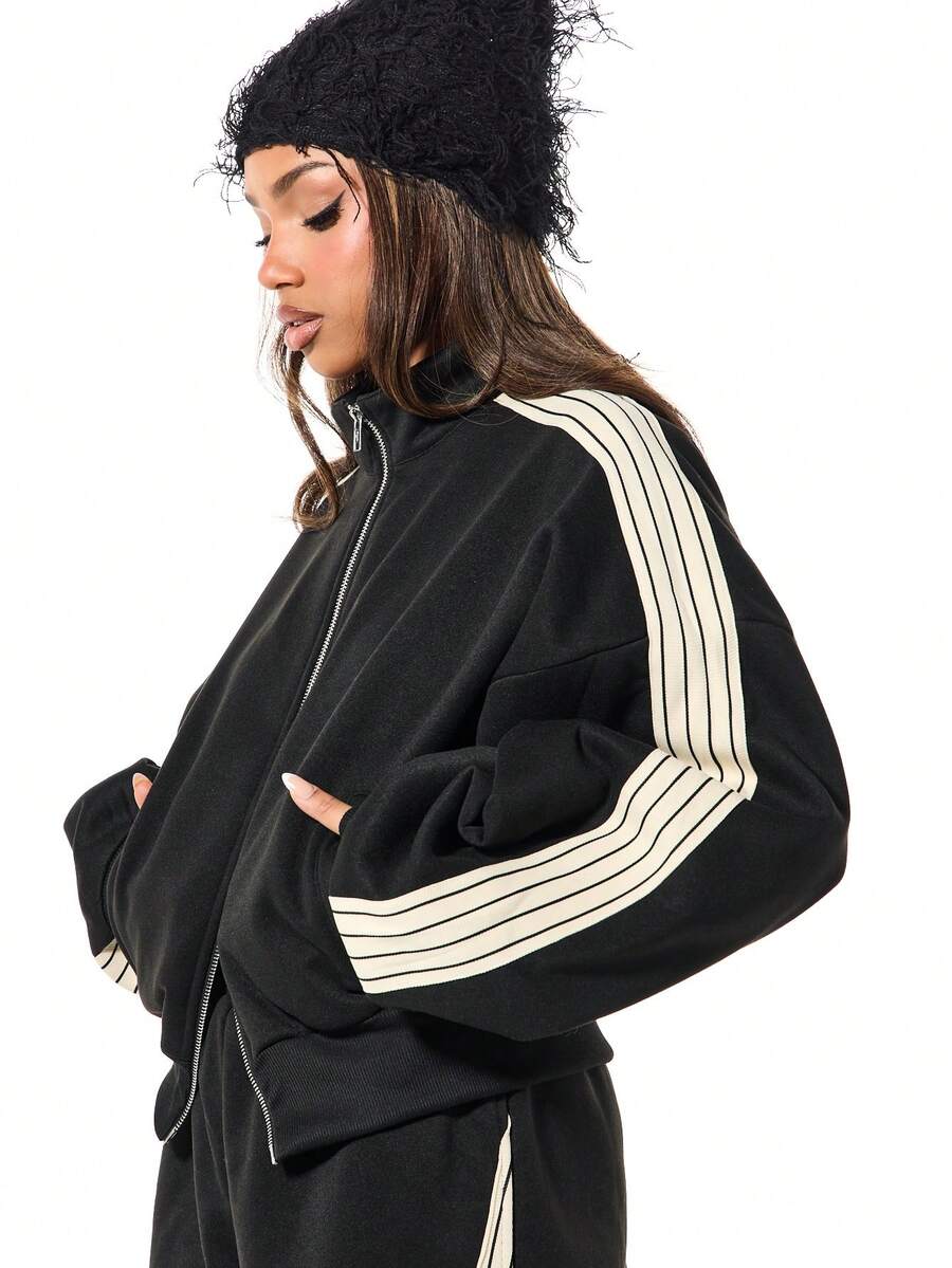 SUMWON WOMEN 黑色超大款拉链运动外套，侧边饰有撞色织带，宽松廓形，打造休闲街头风。 - 黑色 - 查看 1