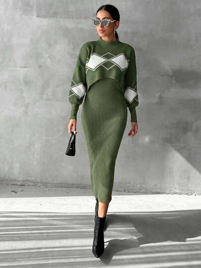 EURMUSE 2pcs Women Contrast Color Argyle Jacquard Knit Stand Collar Dropped Shoulder Long Sleeve Casual Sweater Set