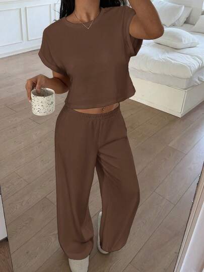 CovetEZ Brown Knit Short Sleeve T-Shirt And Pants Casual Loungewear Set For Women Brown Two Piece Set Two Piece Set Women Comfy Casual Two Piece Set Two Piece Lounge Set Comfortable Two Piece Set